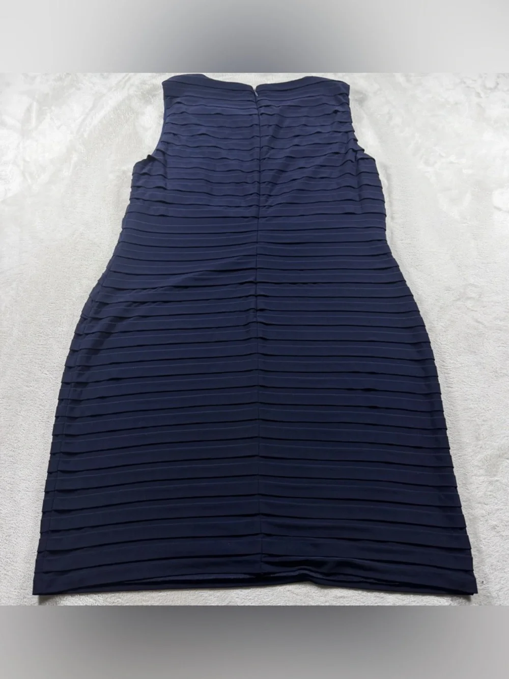 Jessica Howard sleeveless sheath